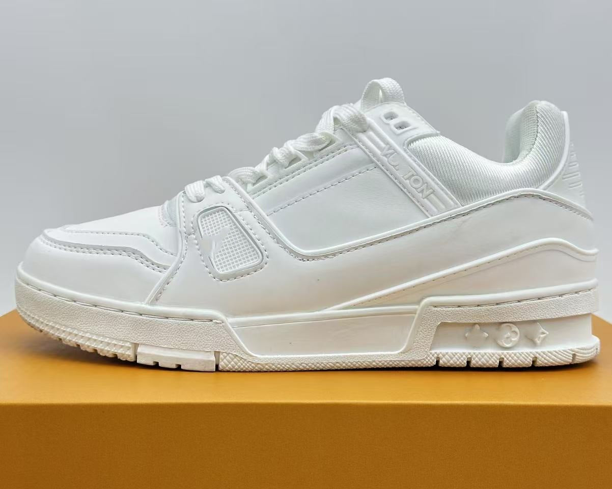 Lou Train Sneaker